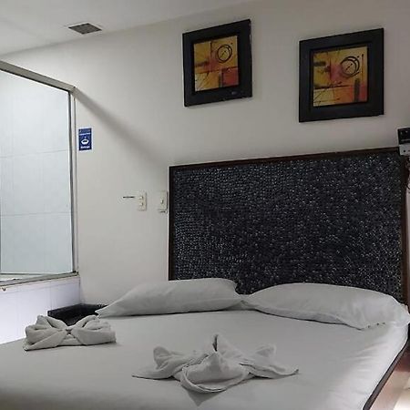 Hotel Marat Medellin Ngoại thất bức ảnh
