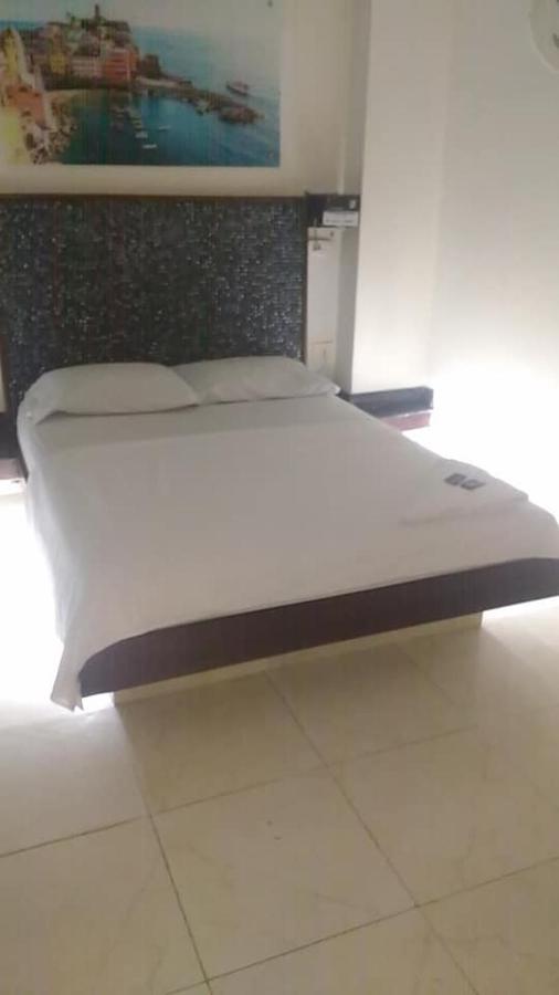 Hotel Marat Medellin Ngoại thất bức ảnh